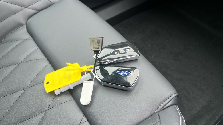 Ford Explorer 250kW Premium 79kWh AWD 5dr Auto Electric Estate